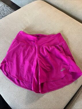 Brooks Running Shorts in Bright Magenta - Performance Running Shorts